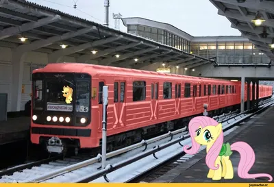 Розовый поезд 81-717. / метро :: поезда / смешные картинки и другие приколы:  комиксы, гиф анимация, видео, лучший интеллектуальный юмор.