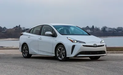 2016 Toyota Prius liftback review: The new Prius is the most fuel efficient  car without a plug - CNET