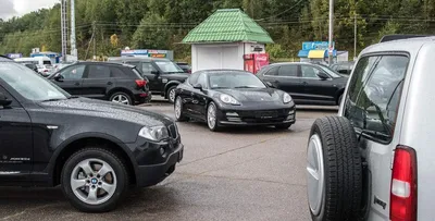 Купить авто с пробегом в Москве, продажа поддержанных бу автомобилей у  официального дилера