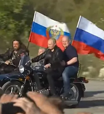 JPG фотографии Путина на мотоцикле: компактный формат