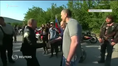 Full HD фото Путина на мотоцикле: бесплатно скачать и радоваться!