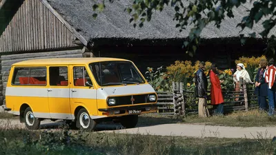 Редкий автобус из СССР: история RAF M2 Stils