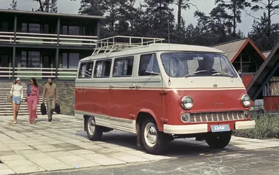 Автобус особо малого класса (4Х2) РАФ-977Д «Латвия». Автолегенды СССР