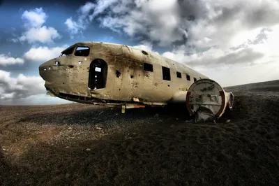 На севере Колумбии разбился самолет с шестью людьми на борту
