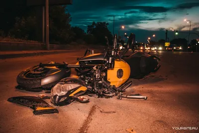 Разбитые мотоциклы: впечатляющие картинки для вашего экрана