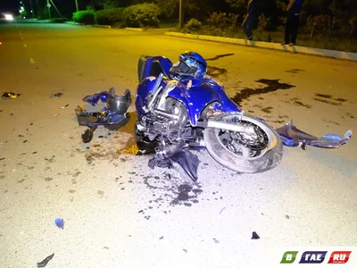 Фото разбитые мотоциклы: красивое поражение силы машины