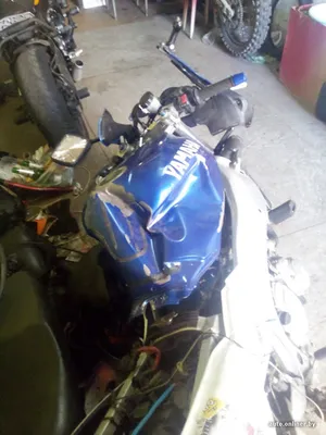 Фото разбитых мотоциклов: когда грацию сметает сила