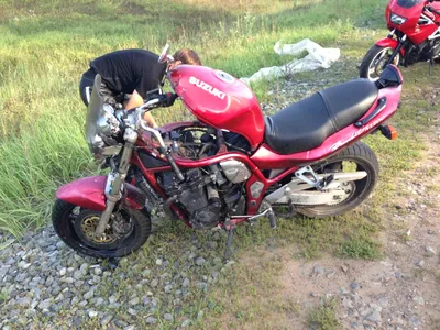 Фото мотоцикла после аварии в 4K разрешении