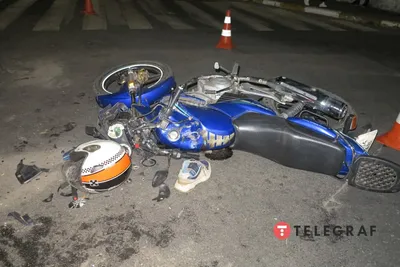 HD фотография разрушенного мотоцикла