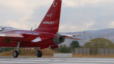 Первый в Турции пилотируемый реактивный самолет Hürjet продолжает  тестирование — Defense Here