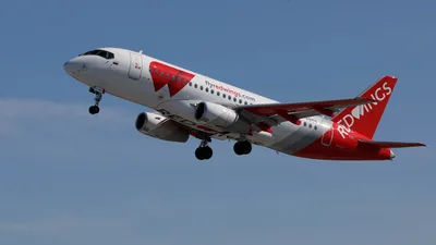 Самолет Red Wings экстренно сел в Казахстане из-за поломки