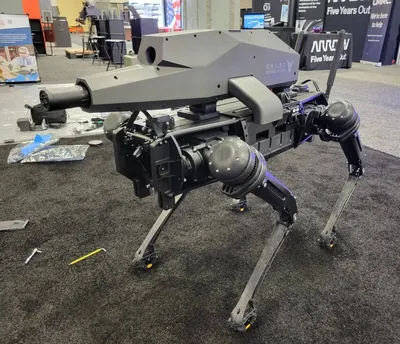 Собака-робот от Boston Dynamics поступила в продажу за $74,5 тыс. — РБК