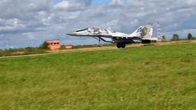 Истребители НАТО перехватили российские военные самолеты близ Эстонии — РБК