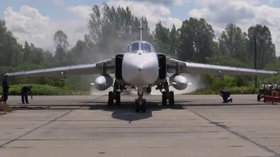 СМИ: российские военные самолеты совершили посадку на проезжей части | ИА  Красная Весна