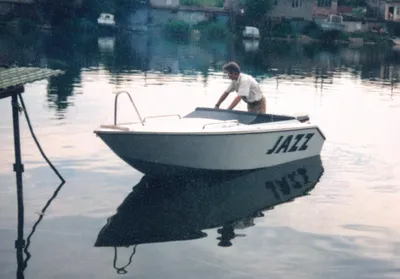 Весело и экологично: в Венгрии состоялись соревнования на самодельных лодках