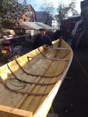 Проект 4-метровой моторной лодки из ПНД для самостоятельной постройки .  Построить самодельную мотолодку из фанеры или ПНД