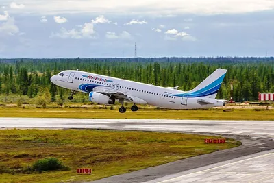 Собранная модель самолета Airbus A-320 NEO 1/144