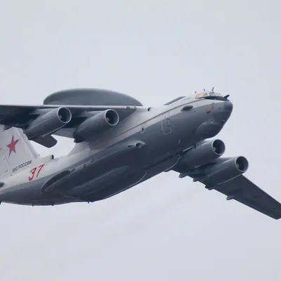 Минобороны Белоруссии показало видео самолета А-50 на аэродроме Мачулищи -  МК
