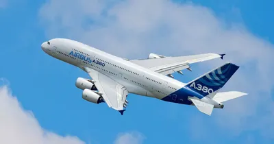 Airbus A380 - подробно о самолете с фото