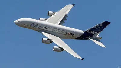 эмиратский самолет Airbus A380800 в аэропорту Лос-Анджелеса в США  Редакционное Изображение - изображение насчитывающей самолета, каникула:  273790505