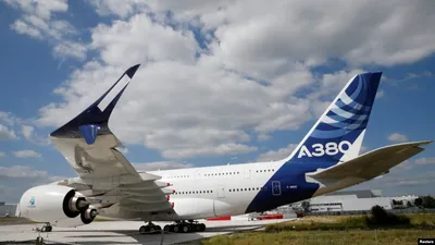 Airbus собрала последний самолет A380 - Ведомости