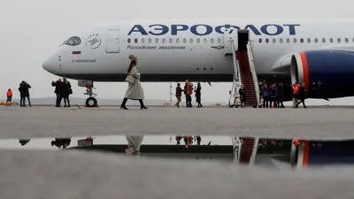 У российского \"Аэрофлота\" сломался восьмой самолет за пять недель. 400  человек застряли в Таиланде