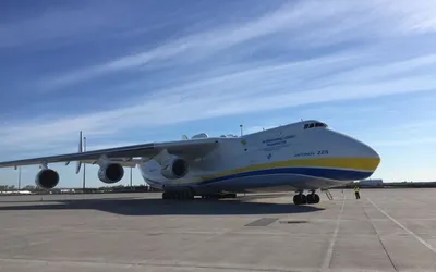 Пилот Ан-225 «Мрия» показал взлет самолета с необычного ракурса (видео)