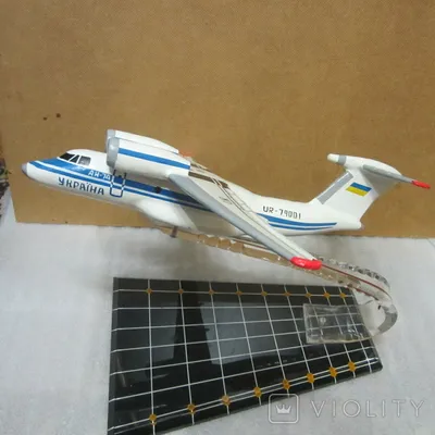 Подарочная модель самолета АН-74 - «VIOLITY»
