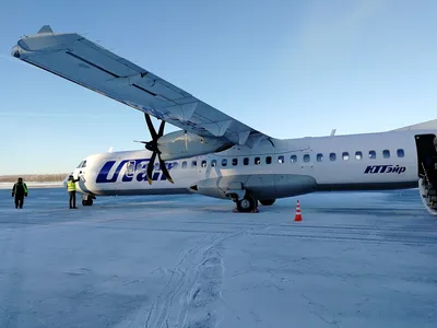 Пассажирский самолет ATR 72