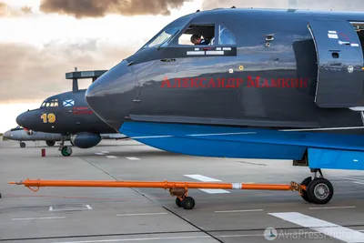 Готовая модель самолета Российской авиации Бериев Бе-200 \"МЧС России\" арт.  RA2004088, масштаб: 1:144 от МКБ «АРСЕНАЛ» за 9800 руб. в интернет-магазине  Arsenal-takeoff.com