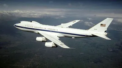 Boeing получил контракт на $3,9 млрд на новые самолеты для президента США —  РБК
