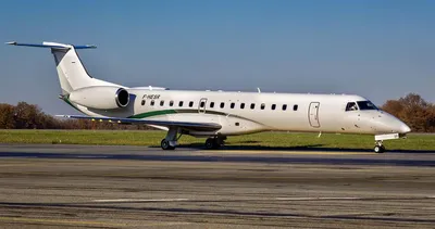 Embraer E170 - шустрый самолет из солнечной Бразилии. - YouTube