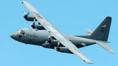 Самолет C-130 \"Геркулес\" ВВС США приземлился на штурм Жар-птицы - PICRYL  Поиск в мировом общественном достоянии