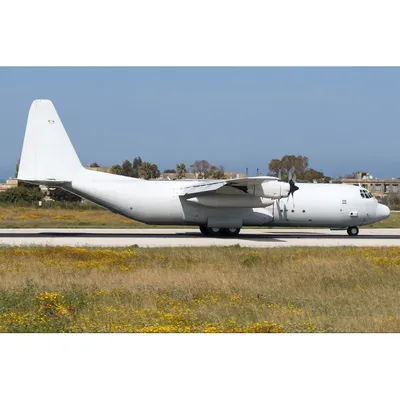АМЕРИКАНСКИЙ Самолет C-130 Hercules Получил БОЕВОЙ Лазер! - YouTube