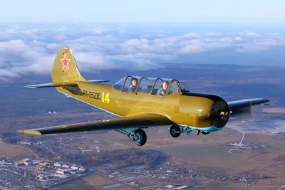 Первый полет тренировочного самолета Як-18 - Знаменательное событие