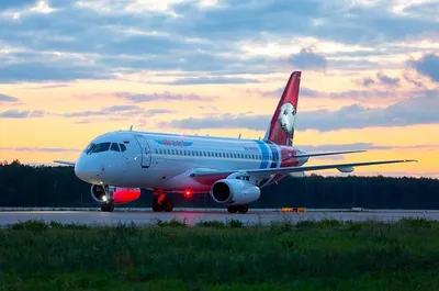 Пассажирский самолет Ямала избежал столкновения с Airbus A380 | Go Travel