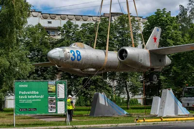 1:72 Ilyushn IL-28 светлый бомбардировщик военный самолет пластиковая  сборка модель игрушка | AliExpress