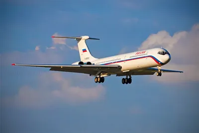 Пассажирский самолет «Ил-62»