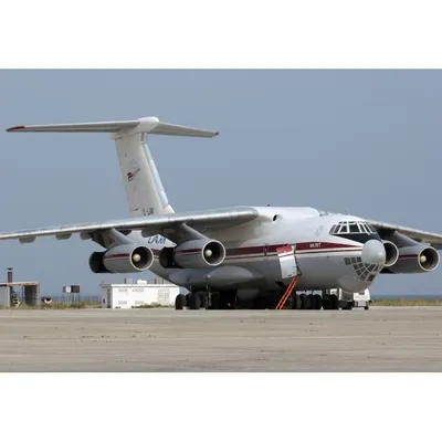 Основа военно-транспортной авиации ВКС России»: 50 лет назад в небо  поднялся первый серийный Ил-76 — РТ на русском