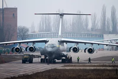 Грузовой самолет Ил-76 разбился при посадке в Мали — Malijet | ИА Красная  Весна