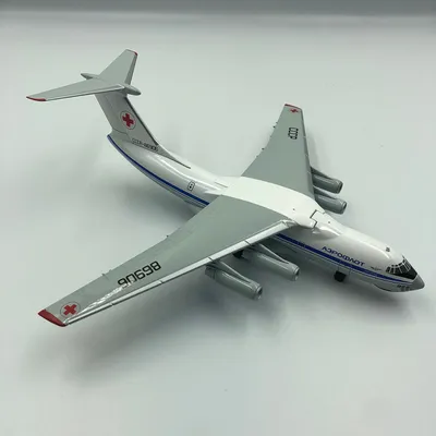 Самолет Ил-76 впервые совершил посадку и взлет с грунта (ВИДЕО)