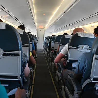 Росавиация разрешила перевозить грузы в салоне самолета 7 авиакомпаниям -  ПРАЙМ, 23.04.2020