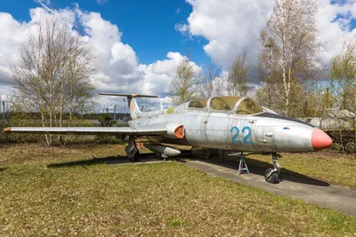 Учебно-тренировочный Aero L-29 Delfin в различных музеях.