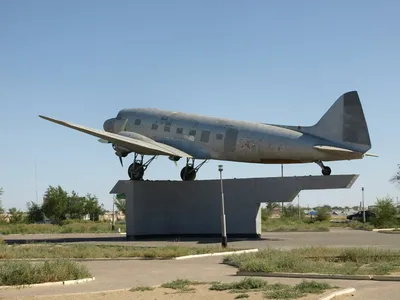 Самолёт Ли-2 (Байконур)