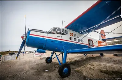 Сборная модель ZVEZDA Советский самолет Ли-2, 1/200 купить в Москве