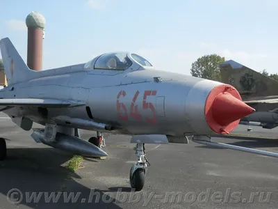 Файл:MiG-21 Novomoskovsk.jpg — Википедия