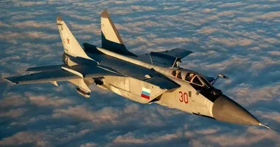 Взлет МиГ-31 и воздушная тревога: Жданов о том, что РФ во время этого может  запускать другие ракеты