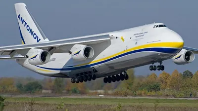 Советский транспортный самолёт АН-225 «МРИЯ» (7035)