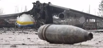 Появились новые кадры уничтоженного Ан-225 «Мрия» на аэродроме Гостомеля  (фото, видео)