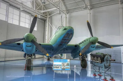 Музей ВВС Монино 030421 зал 2: пикирующий бомбардировщик Пе-2.